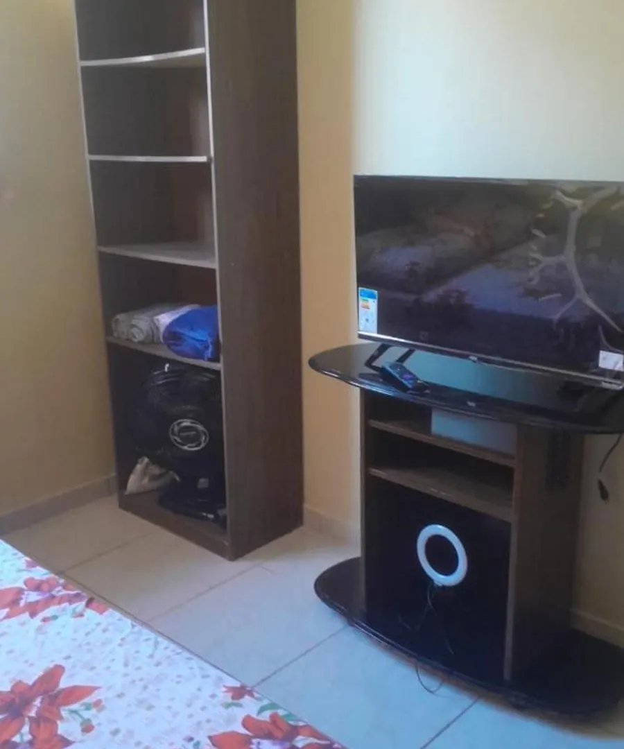 Quarto Em Casa De Familia Brasilia